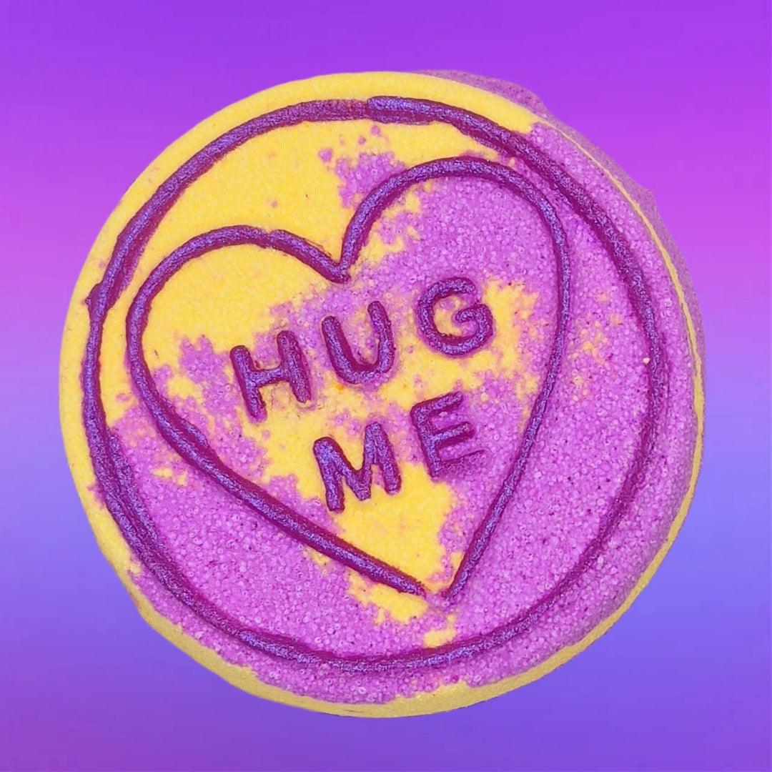 Hug Me Bath Bomb