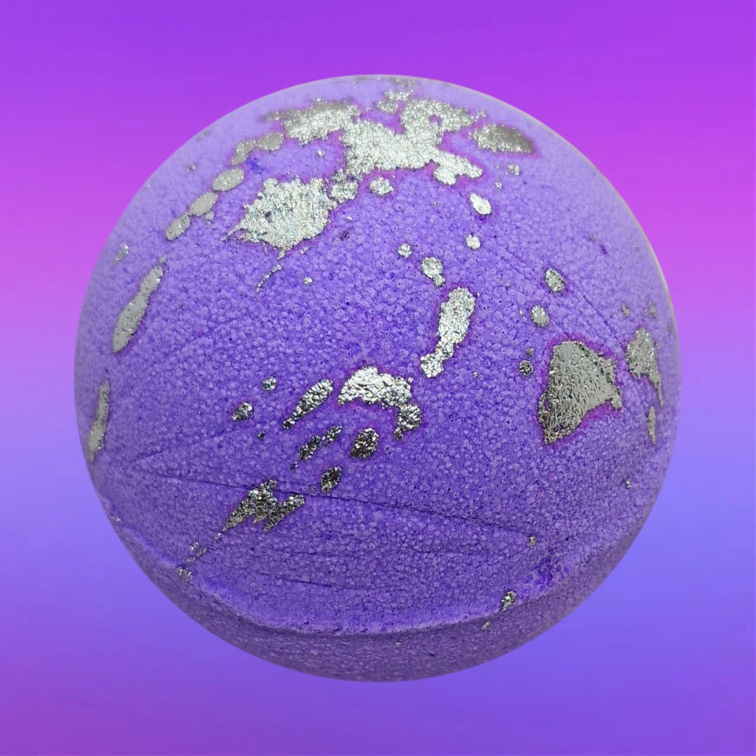 Black Poppy Round Bath Bomb