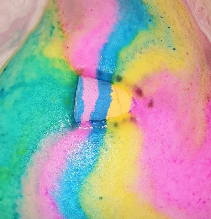 Unicorn Bubblegum Swirl Bath Bomb