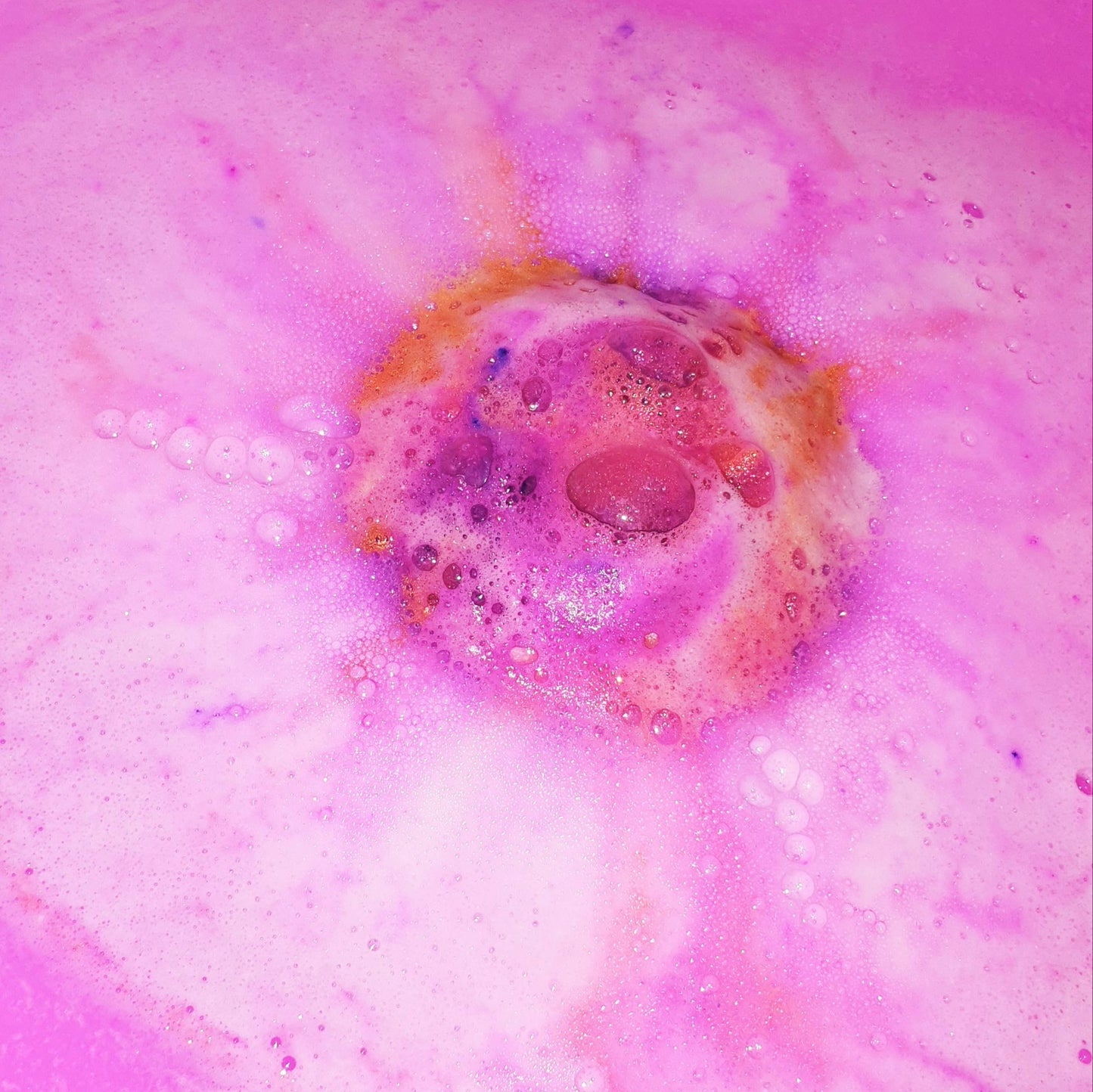 Cocktail Ring Bath Bomb