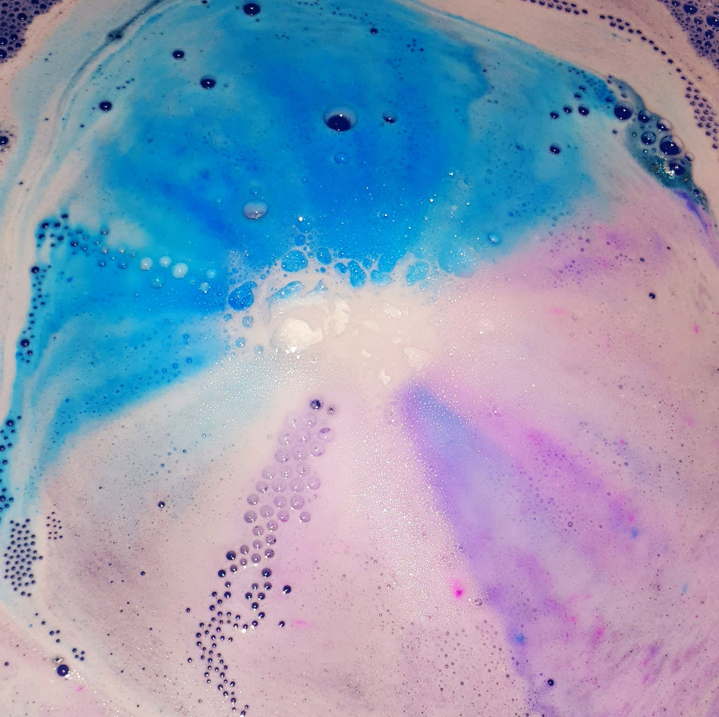 Love Heart Bath Bomb - Blue